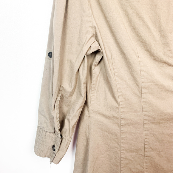 Brown Button-Up Blouse 3/4 Sleeve Length - Picture 10 of 10